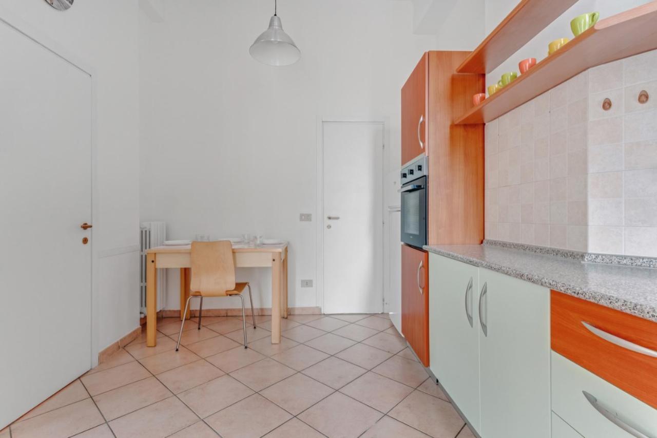Mo1 - Wonderful Apartment With Terrace - Милано Екстериор снимка