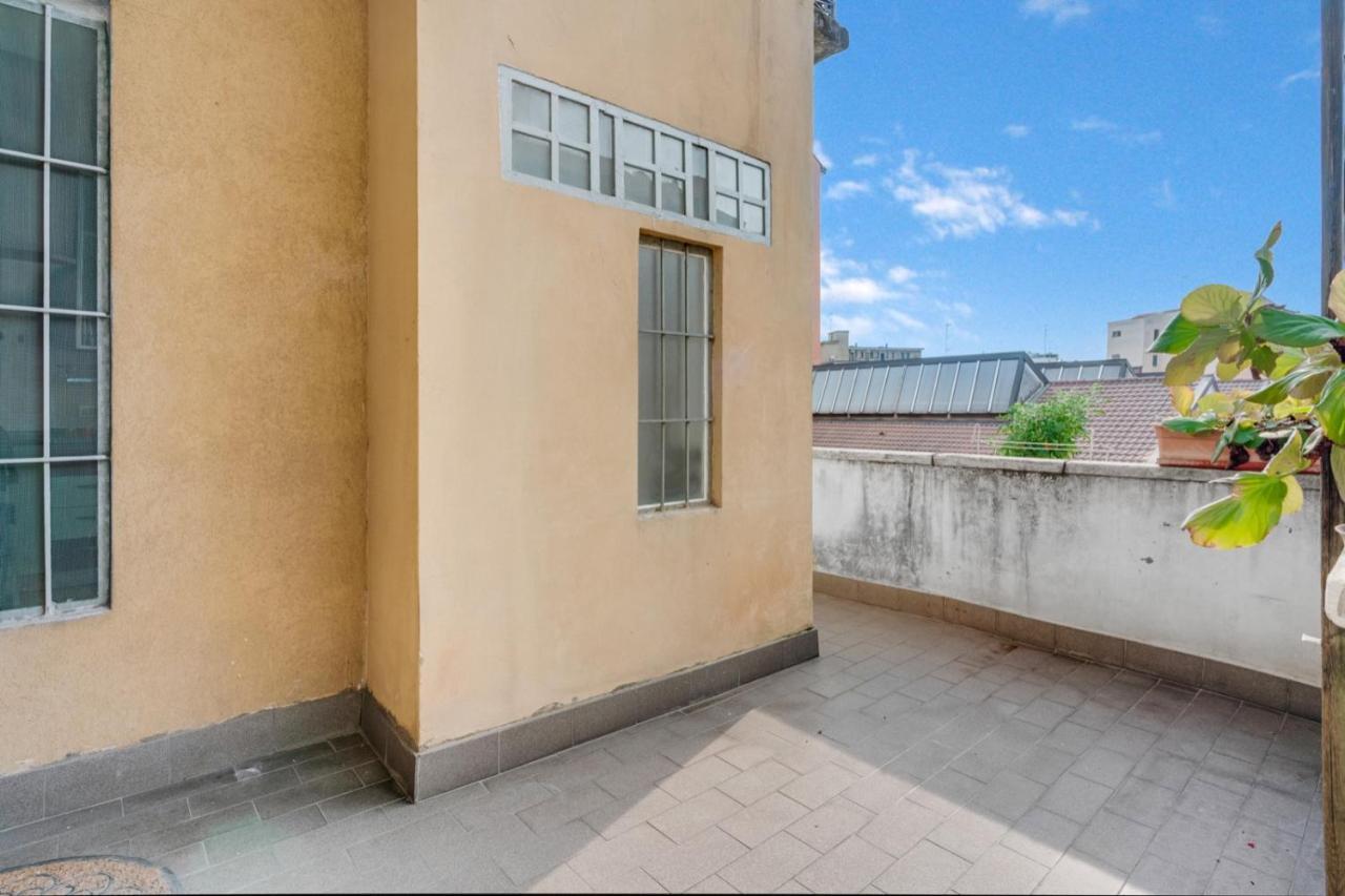 Mo1 - Wonderful Apartment With Terrace - Милано Екстериор снимка